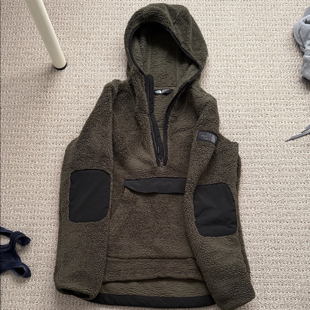 The North Face Dark Green Fleece Pullover
